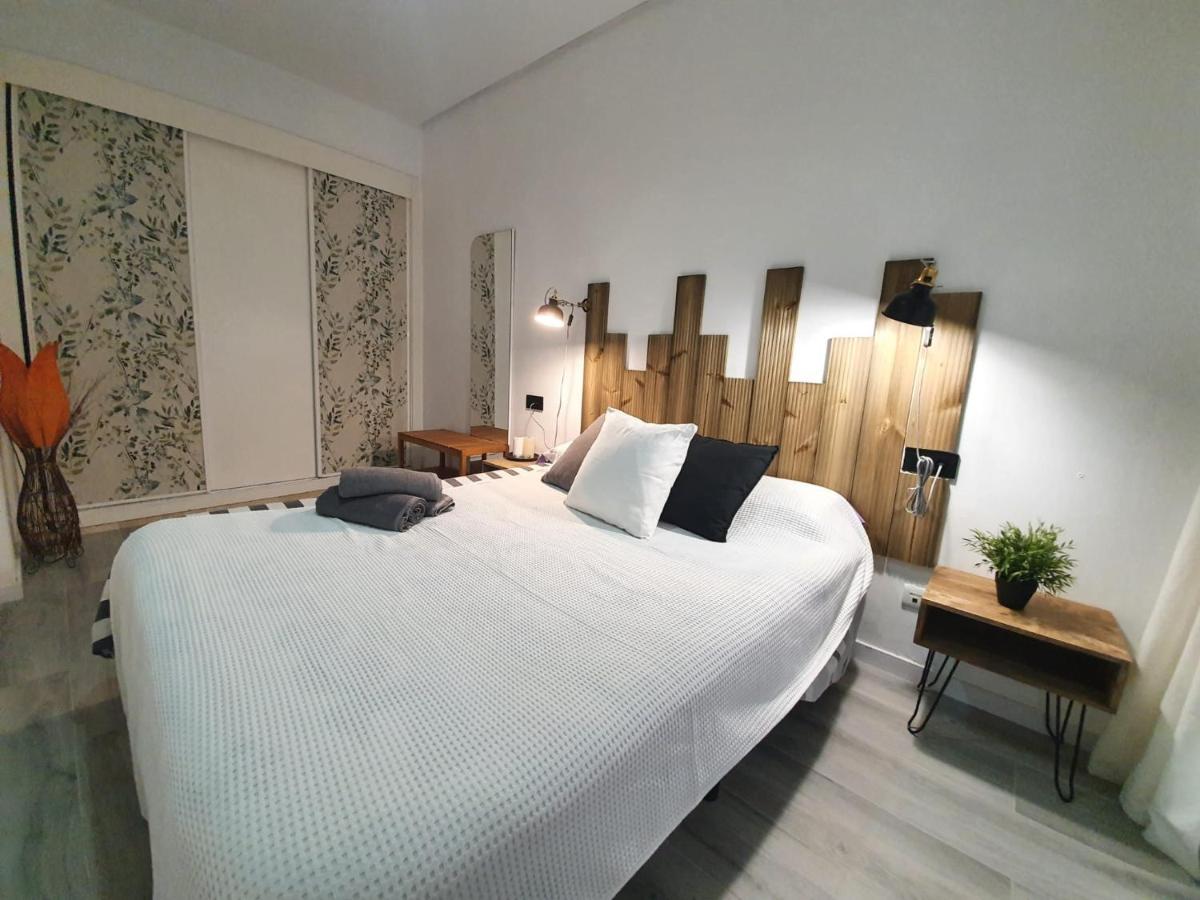 Apartamentos Alamos Málaga Dış mekan fotoğraf