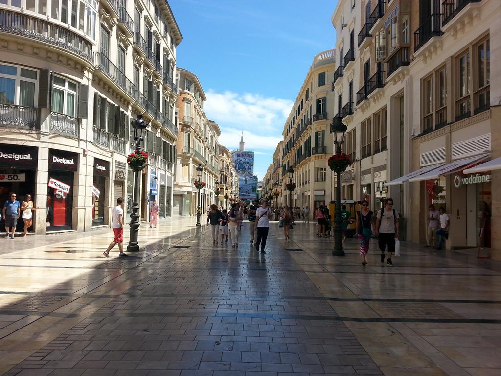 Apartamentos Alamos Málaga Oda fotoğraf